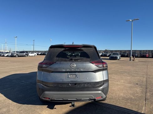 Certified 2023 Nissan Rogue SV image 6