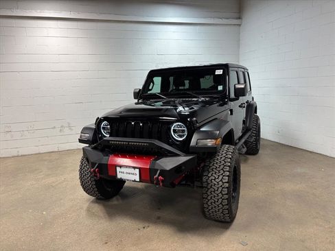 Used 2020 Jeep Wrangler Unlimited Sport S image 2