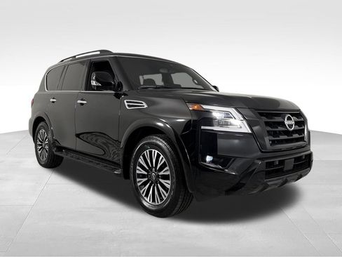 Used 2023 Nissan Armada SL w/ Midnight Edition Package RWD image 4