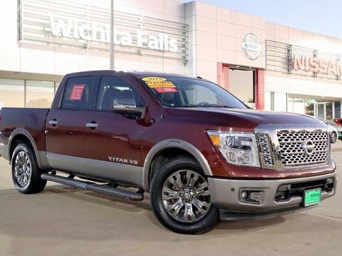 Certified 2019 Nissan Titan Platinum Reserve image 1