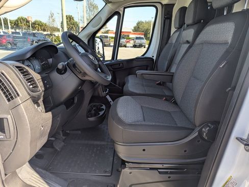 New 2026 RAM ProMaster 2500 w/ Convenience Group image 15