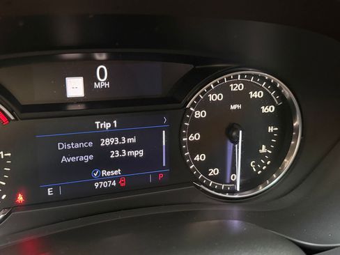 Used 2019 Cadillac XT4 Sport FWD image 21