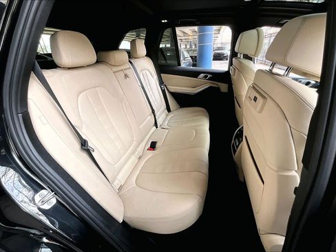 Used 2022 BMW X5 sDrive40i w/ Premium Package image 21