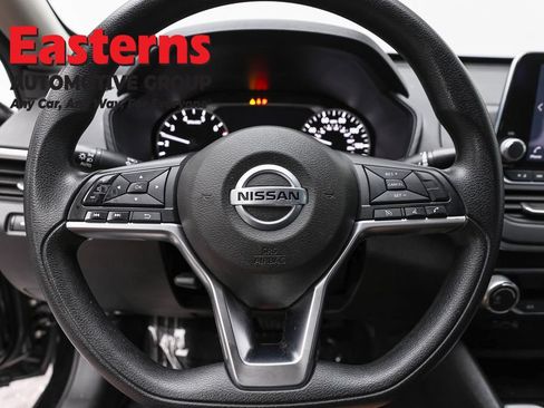 Used 2020 Nissan Altima 2.5 S AWD/4WD image 10
