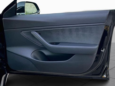 Used 2018 Tesla Model 3 Mid Range image 20