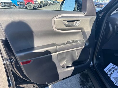 Used 2025 Ford Bronco Sport Big Bend w/ Black Appearance Package image 25