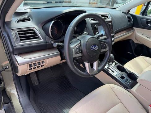 Used 2017 Subaru Outback 2.5i Limited AWD/4WD image 11