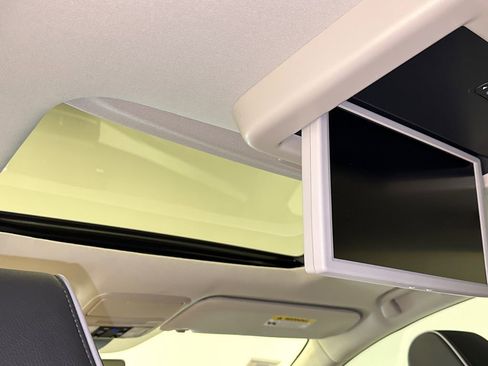 New 2026 Honda Odyssey Touring image 15