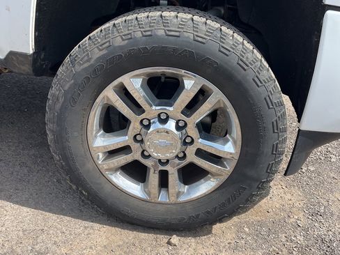 Used 2018 Chevrolet Silverado 2500 LTZ w/ Custom Sport Edition AWD/4WD image 12