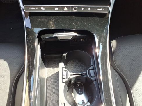 New 2026 Mercedes-Benz C 300 4MATIC Sedan image 24