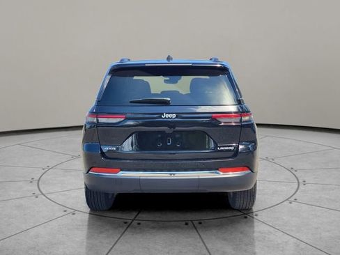 Certified 2024 Jeep Grand Cherokee Laredo X w/ Luxury Tech Group I AWD/4WD image 11