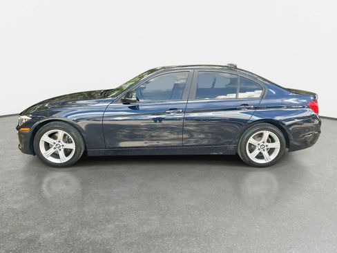 Used 2013 BMW 320i Sedan RWD image 5