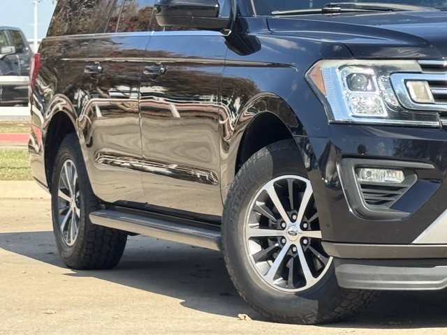 Used 2019 Ford Expedition Max XLT RWD image 3
