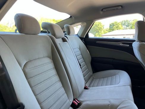 Used 2020 Ford Fusion S FWD image 21