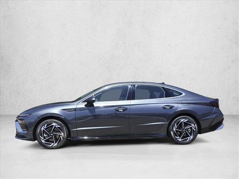 Certified 2026 Hyundai Sonata SEL FWD image 8