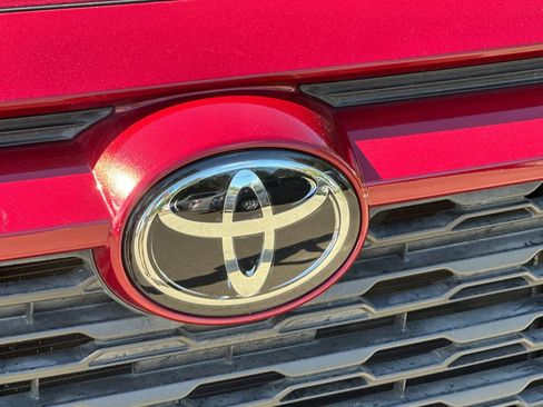 Certified 2025 Toyota RAV4 XLE AWD/4WD image 47