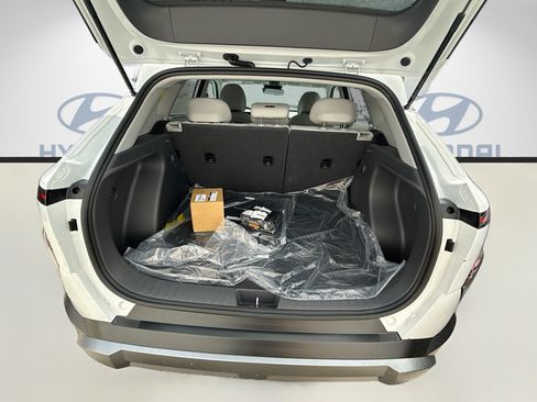 New 2026 Hyundai Kona SEL Premium FWD image 17