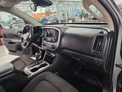 Used 2021 Chevrolet Colorado LT w/ Fleet Safety Package image 8