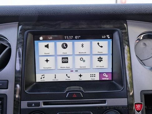 Used 2017 Ford Expedition Limited w/ Equipment Group 301A AWD/4WD image 34