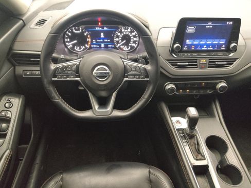 Used 2021 Nissan Altima 2.5 SR FWD image 22