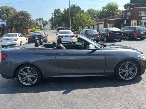 Used 2016 BMW M235i xDrive Convertible AWD/4WD image 4