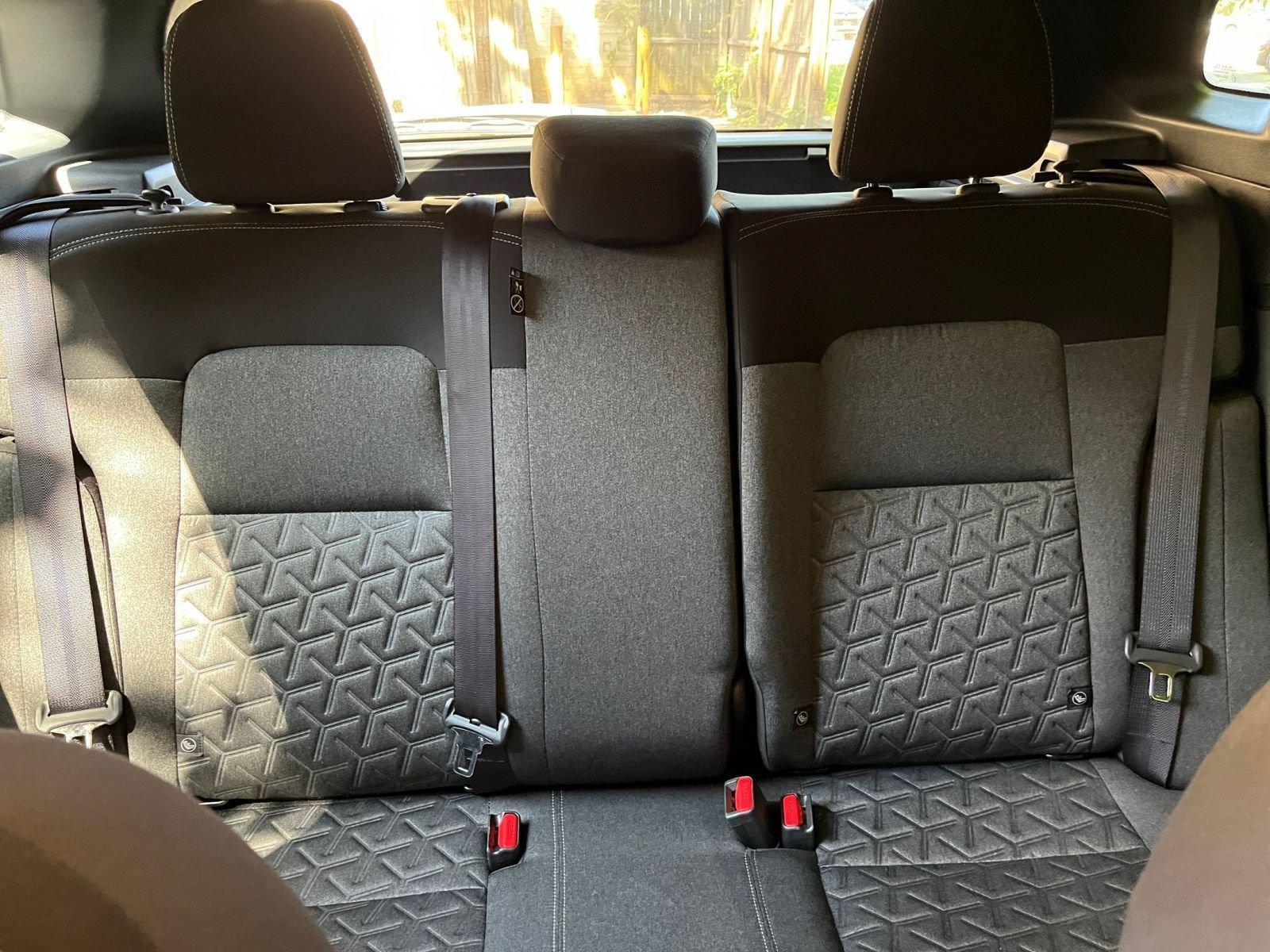 Used 2025 Nissan Kicks SV AWD/4WD image 39