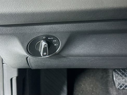 Used 2025 Volkswagen Jetta S image 17