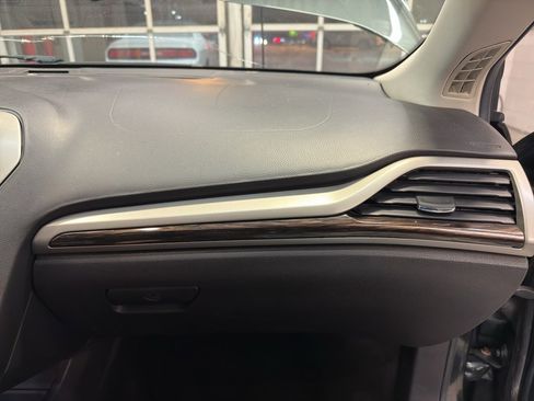 Used 2015 Ford Fusion SE w/ Equipment Group 202A image 22