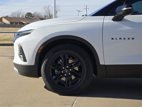 Used 2022 Chevrolet Blazer LT w/ Midnight/Sport Edition image 28