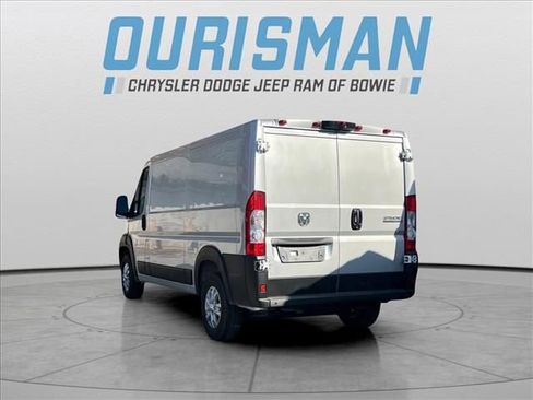 New 2025 RAM ProMaster 2500 w/ Quick Order Package 22G SLT image 3