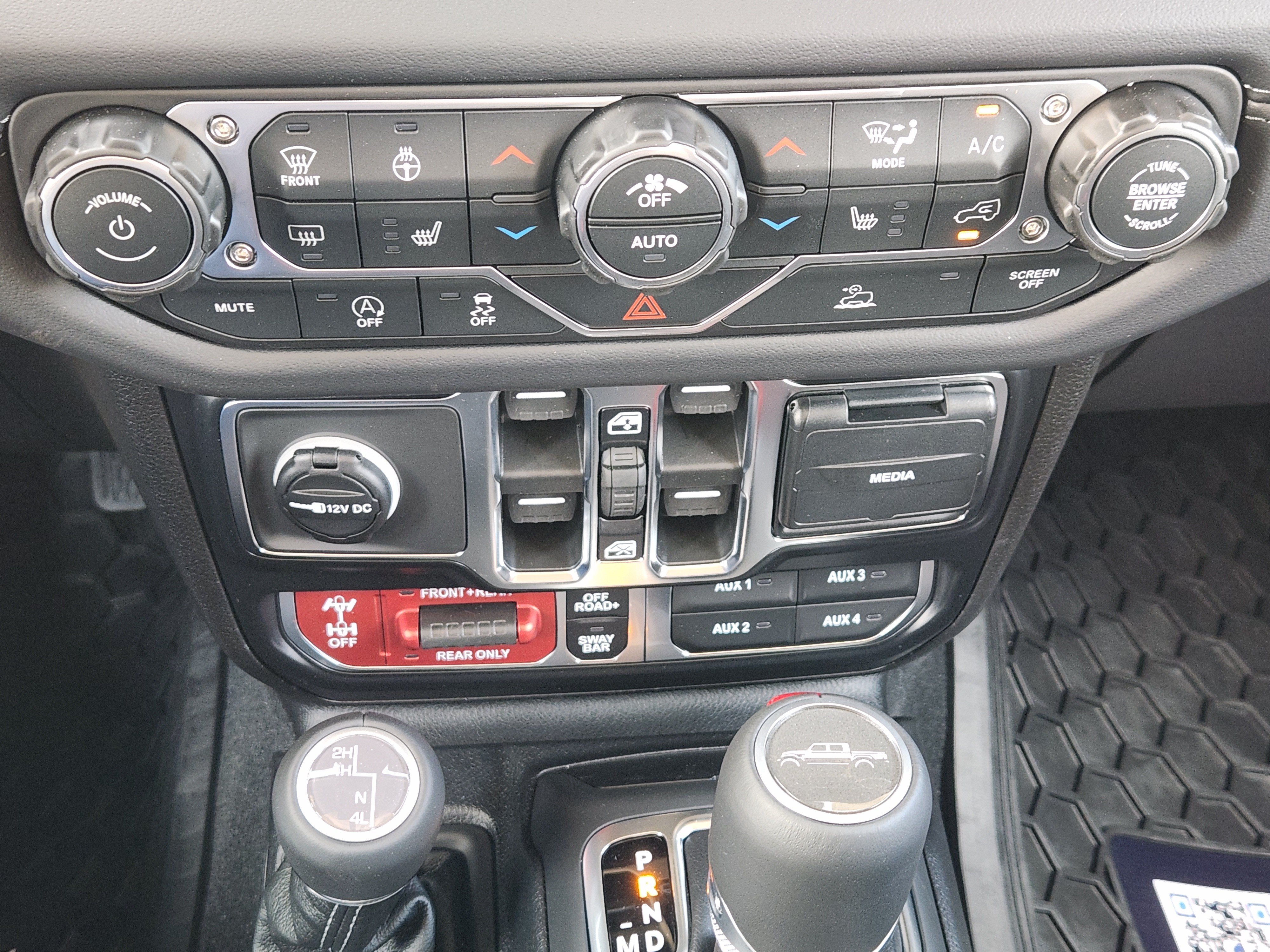 New 2026 Jeep Gladiator Rubicon AWD/4WD image 15