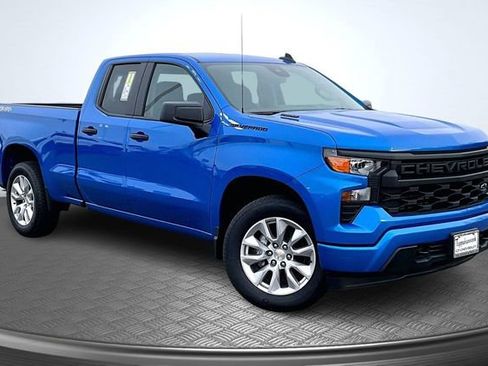 New 2026 Chevrolet Silverado 1500 Custom w/ LPO, Dark Essentials Package image 2