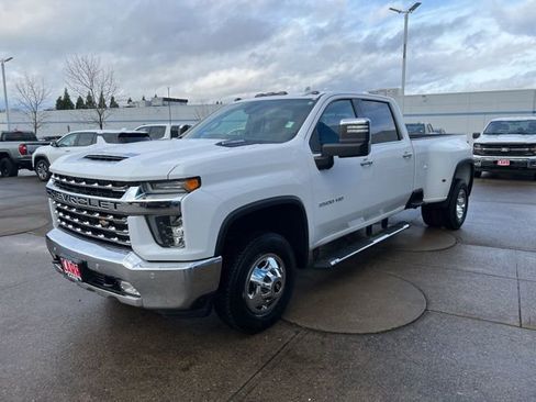 Used 2021 Chevrolet Silverado 3500 LTZ w/ LTZ Convenience Package image 3