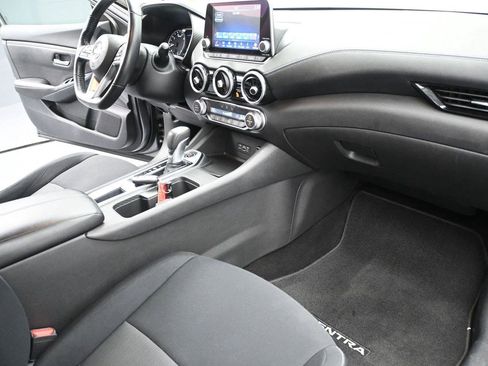 Used 2022 Nissan Sentra SV w/ All-Weather Package FWD image 18