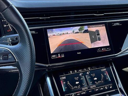 Used 2021 Audi SQ8 Prestige AWD/4WD image 6