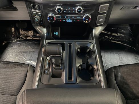 Certified 2022 Ford F150 XLT w/ Equipment Group 302A High image 28