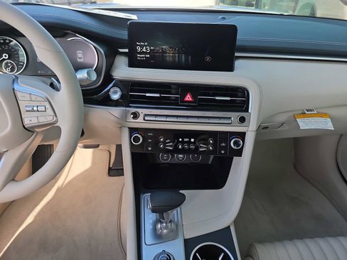 New 2026 Genesis G70 2.5T Prestige image 8