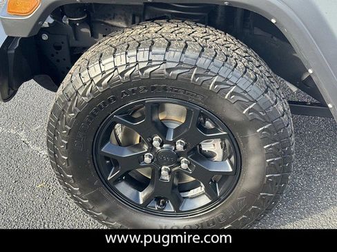 Used 2022 Jeep Wrangler Unlimited Sport image 11