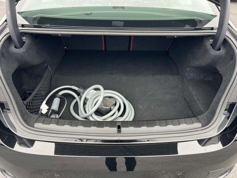 Used 2024 BMW 330e w/ Premium Package image 24