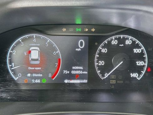 Used 2025 Honda CR-V EX image 8