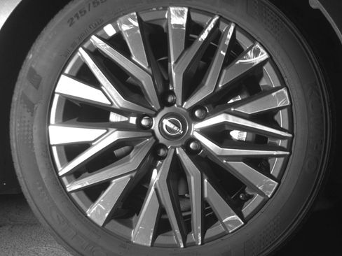 Used 2025 Nissan Altima 2.5 SV FWD image 16