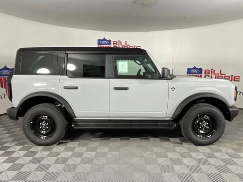 New 2026 Ford Bronco Outer Banks AWD/4WD image 2