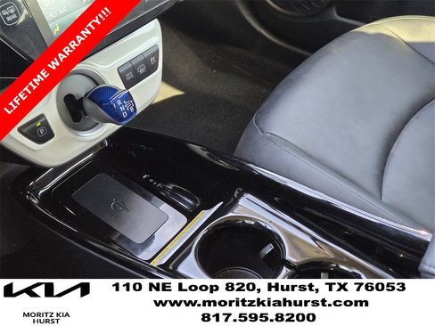 Used 2018 Toyota Prius Prime Premium image 9