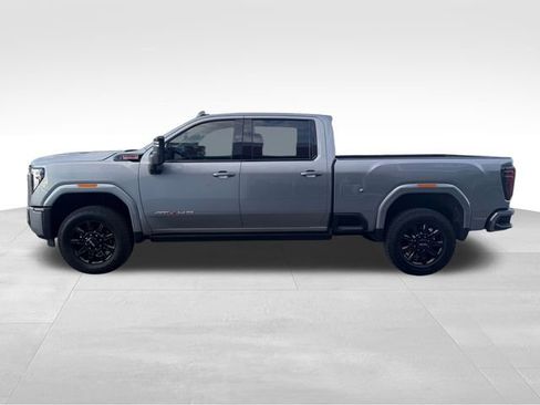 Used 2025 GMC Sierra 2500 AT4 w/ AT4 Premium Plus Package image 8