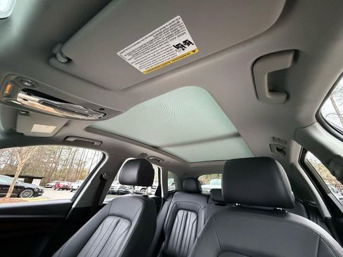 Used 2018 Audi Q5 2.0T Premium Plus w/ Premium Plus Package image 59