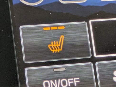 Certified 2025 Subaru Outback Limited w/ Popular Package #2 image 25