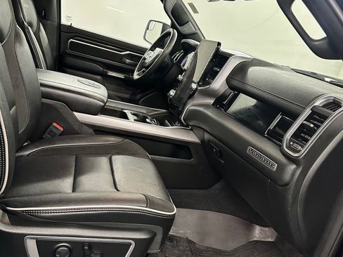 Used 2025 RAM 1500 Laramie w/ Night Edition AWD/4WD image 42
