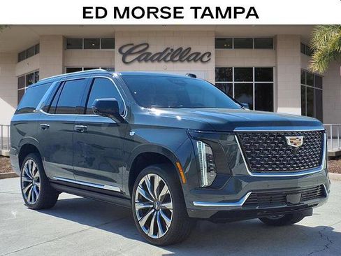 New 2026 Cadillac Escalade Luxury AWD/4WD image 5