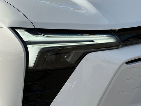 New 2026 Chevrolet Blazer EV LT w/ Midnight/Sport Edition FWD image 34
