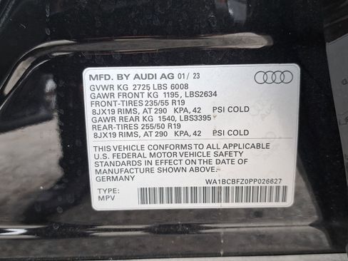 Used 2023 Audi Q4 e-tron Premium Plus w/ Premium Plus image 11